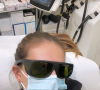 Thylane Blondeau a immortalisé sa dernière séance au laser à l'institut CSHP Paris. Story Instagram du 31 janvier 2022.