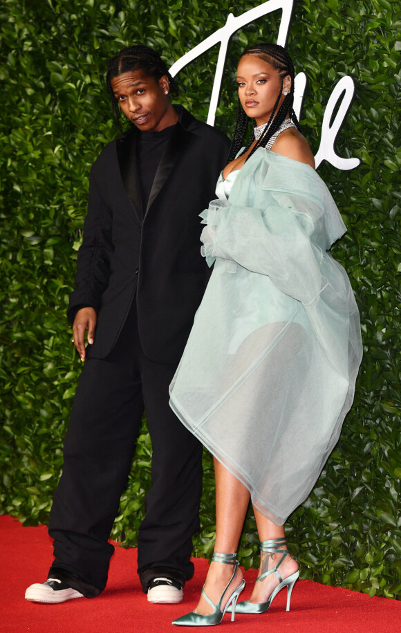 A$AP Rocky et Rihanna - Les célébrités assistent à la cérémonie des "Fashion Awards" au Royal Albert Hall à Londres.