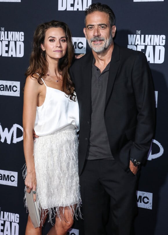 Hilarie Burton et son mari Jeffrey Dean Morgan à la projection de la saison 10 de The Walking Dead au théâtre TCL Chinese dans le quartier de Hollywood à Los Angeles, le 23 septembre 2019 
