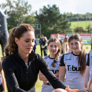 Catherine (Kate) Middleton, duchesse de Cambridge, visite le clud de Rugby, City of Derry R.F.C. à Londonderry, Royaume Uni, le 29 septembre 2021. 
