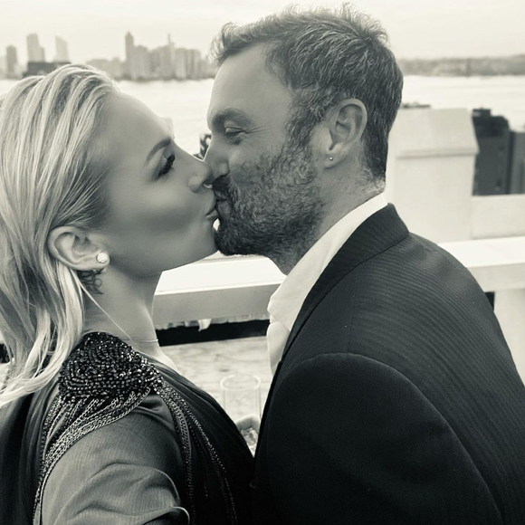 Brian Austin Green et sa compagne Sharna Burgess. Septembre 2021.