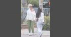 Laeticia Hallyday passe du bon temps avec une célèbre actrice à Los Angeles...