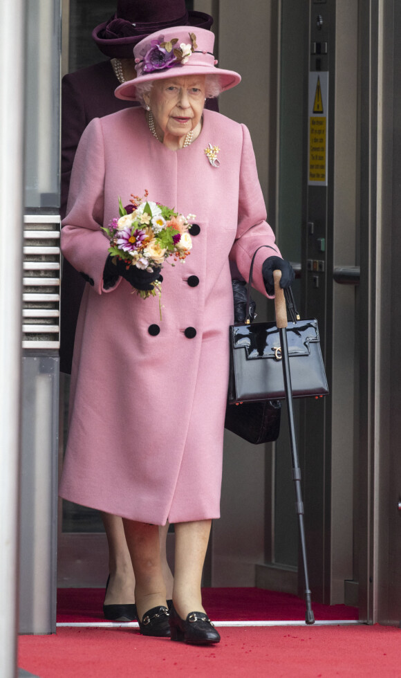 La reine Elisabeth II d'Angleterre assiste à la cérémonie d'ouverture de la sixième session du Senedd à Cardiff, Royaume Uni, 14 oc tobre 2021.