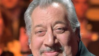 Jean-Claude Dreyfus en couple avec Nicolas mais... marié à une femme de 90 ans !