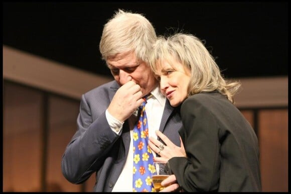 Patrick Sébastien et Hélène Neveu-le Bail dans la pièce "Kangourou" (6 janvier 2010)
