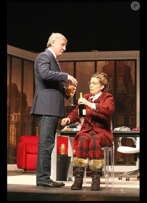 Patrick Sébastien et Corinne Delpech dans la pièce "Kangourou" (6 janvier 2010)