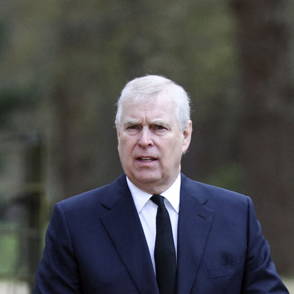 Le prince Andrew, duc York, assiste au service religieux du dimanche 11 avril 2021 en la chapelle royale à Windsor