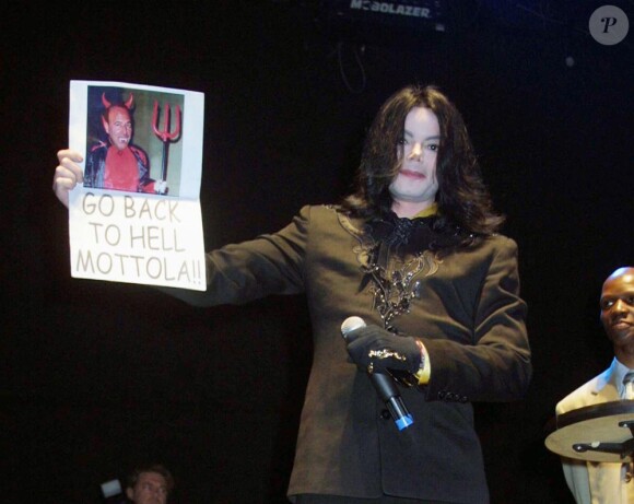 Michael Jackson décroche la 7e place au classement des artistes ayant vendu le plus de singles depuis la création des plateformes de téléchargement légal aux Etats-Unis.
