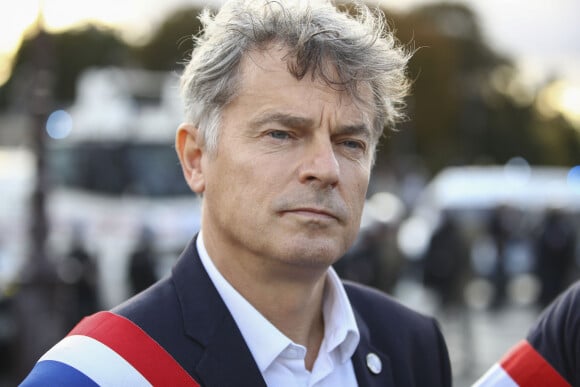 Fabien Roussel, député gauche démocrate et républicaine - Des responsables politiques viennent soutenir la manifestation des pompiers à Paris le 15 octobre 2019. © Gwendoline Le Goff / Panoramic / Bestimage