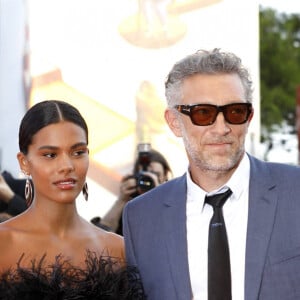 Vincent Cassel et sa femme Tina Kunakey - Red carpet pour le film "J'accuse!" lors du 76ème festival du film de venise, la Mostra le 30 Août 2019. © Imago/ Panoramic / Bestimage