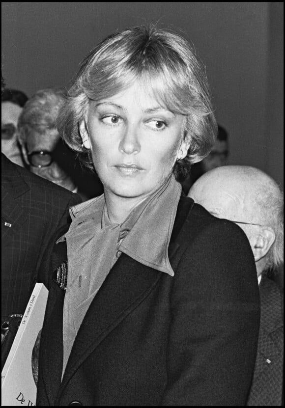 Paola de Belgique, alors princesse, lors d'un déplacement à Paris en 1975. 