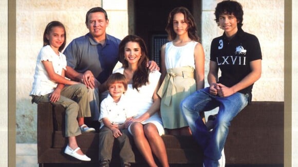 La magnifique reine Rania de Jordanie vous envoie du bonheur... avec toute sa famille !