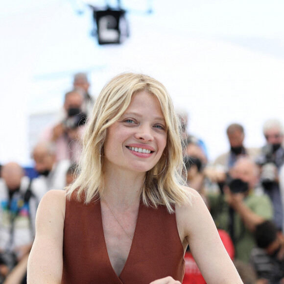 Mélanie Thierry, présidente du jury Camera d'Or au photocall du Jury Camera d'Or lors du 74ème festival international du film de Cannes le 7 juillet 2021 © Borde / Jacovides / Moreau / Bestimage 