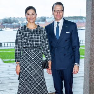 La princesse Victoria et le prince Daniel de Suède - La reine Letizia d'Espagne reçue par la reine Silvia de Suède lors d'un déjeuner à la mairie de Stockholm, le 25 novembre 2021. Le couple royal espagnol est en visite d'Etat de deux jours en Suède. 