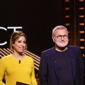 Exclusif - Léa Salamé, Laurent Ruquier - Sur le plateau de l'émission On Est En Direct (OEED) du samedi 29/01/2022, présentée par L.Salamé et L.Ruquier et diffusée en direct sur France 2 - Paris 29/01/2022 - © Jack Tribeca / Bestimage 