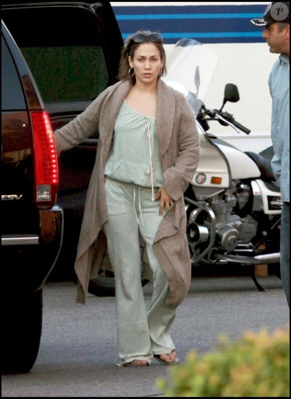 Jennifer Lopez sans maquillage et en jogging pyjama : Dites adieu à la bomba latina !