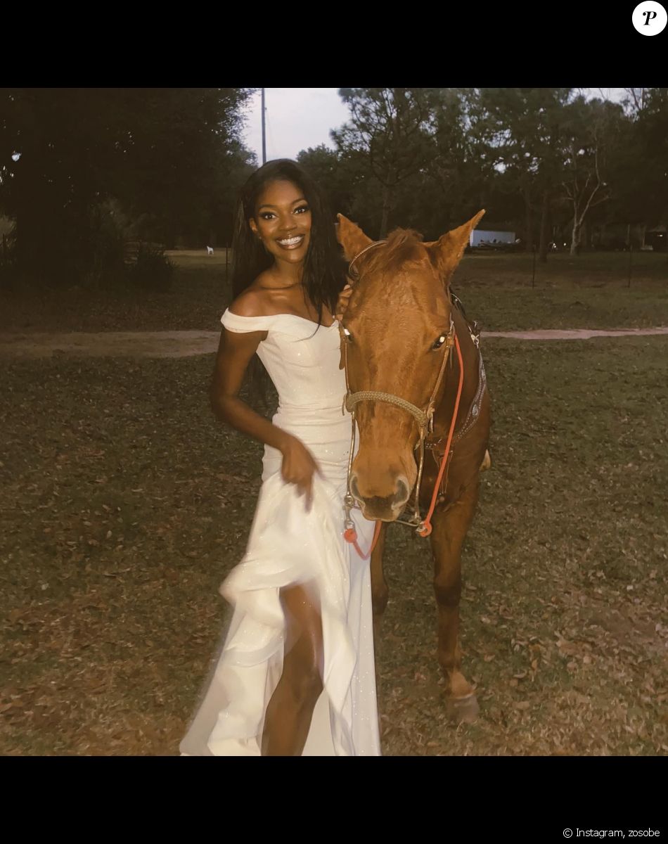 Zoe Bethel, Instagram.