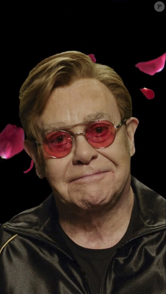 Elton John se met en scène sur les réseaux sociaux pour son ultime tournée "Farewell Yellow Brick Road"