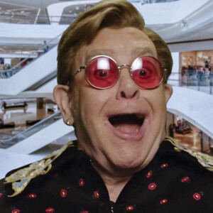 Elton John se met en scène sur les réseaux sociaux pour son ultime tournée "Farewell Yellow Brick Road"