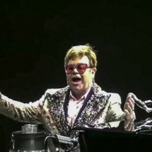 Elton John lors de son "Farewell Yellow Brick Road Tour"