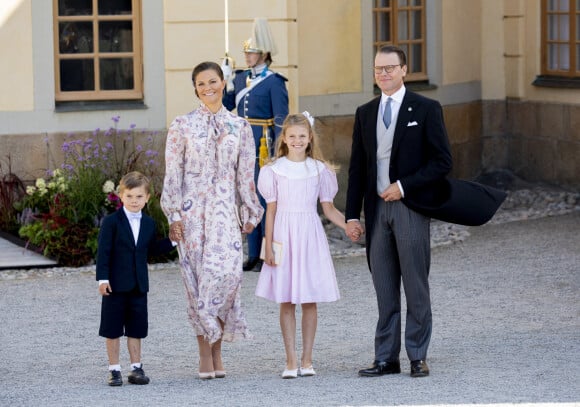 La princesse Victoria de suède, le prince Daniel, le prince Oscar et la princesse Estelle - La famille royale suédoise au baptême du prince Julian, duc de Halland au château de Drottningholm sur l'île de Lovön à Ekero en Suède le 14 août 2021