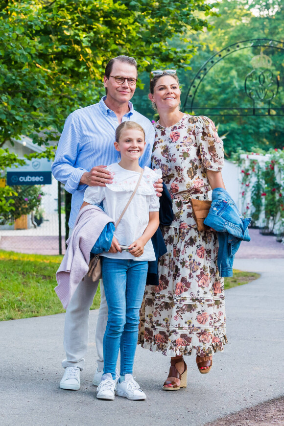 La princesse Victoria de Suède, Le prince Daniel de Suède, La princesse Estelle de Suède, - La famille royale suèdoise assiste au concert "Solliden Sessions" au château de Solliden à Borgholm, Suède, le 13 juillet 2021.