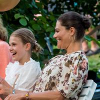 La princesse Estelle de Suède fête ses 10 ans ! Nouvelle photo de la future reine, déjà en tailleur