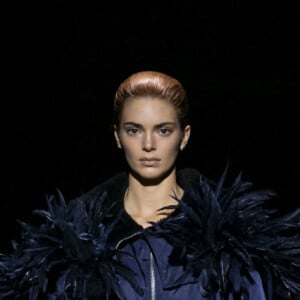 Kendall Jenner lors du défilé Prada, collection automne-hiver 2022-2023 à Milan, le 24 février 2022.