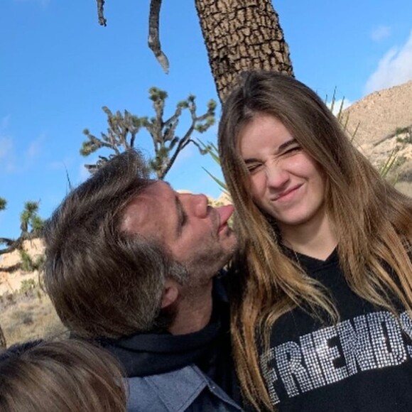 Le prince Emmanuel Philibert de Savoie fête les 18 ans de sa fille aînée, la princesse Vittoria, sur Instagram le 28 décembre 2021.