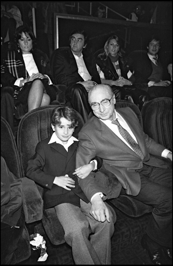 Archives - Rachid Ferrache et Gérard Oury à la première du film "L'as des as" en 1982