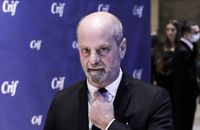 Jean-Michel Blanquer : Le ministre indigne avec un tweet très controversé