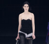 Meadow Walker, la fille de Paul Walker, défile pour Givenchy (collection prêt-à-porter printemps-été 2022) à la Paris La Défense Arena.
