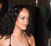 Rihanna enceinte et son compagnon Asap Rocky quittent la soirée du défilé Gucci en marge de la fashion week à Milan le 25 février 2022. 