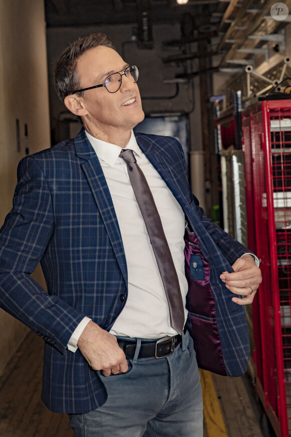 Exclusif - Julien Courbet - Backstage de l'enregistrement de l'émission "Touche Pas à Mon Poste (TPMP)", présentée par Cyril Hanouna et diffusée sur C8 le 14 décembre 2020 © Jack Tribeca / Bestimage