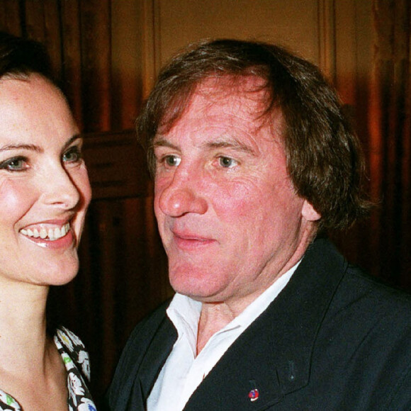 Carole Bouquet et Gérard Depardieu présentent leur projet Les Vins d'artistes