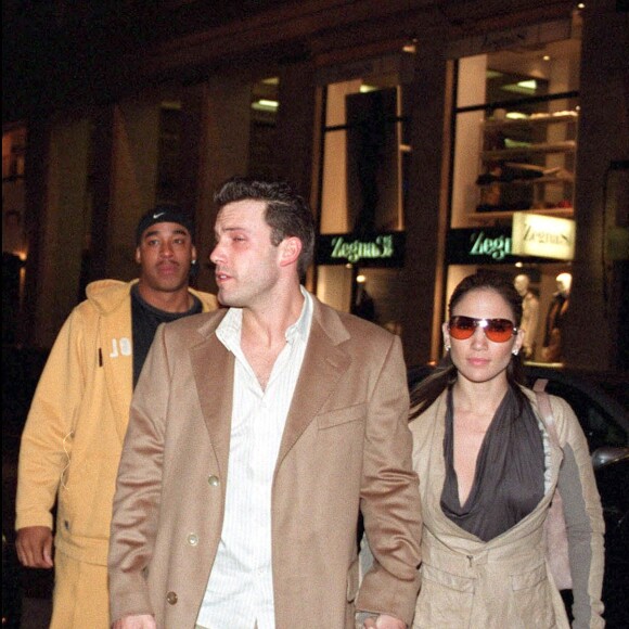 Archives : Ben Affleck et Jennifer Lopez à l'hôtel Crillon à Paris
