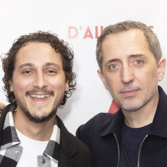 Exclusif - Samuel Bambi, Gad Elmaleh - Gad Elmaleh lors de la dernière parisienne de son spectacle "D'ailleurs" au Dôme de Paris le 26 février 2022 au cocktail de l'After show. © Jack Tribeca / Bestimage 