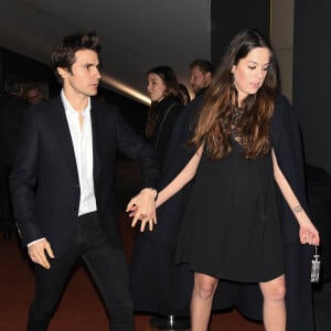 Anouchka Delon et son compagnon Julien Dereims - Avant-première du film "Toute ressemblance..." au cinéma UGC Ciné Cité Les Halles à Paris, le 25 novembre 2019. © Coadic Guirec/Bestimage