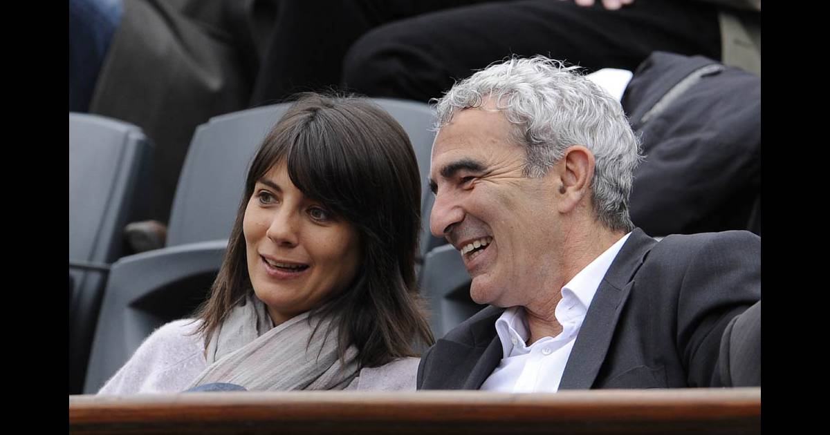 Quant à Estelle Denis et Raymond Domenech, une chose est ...