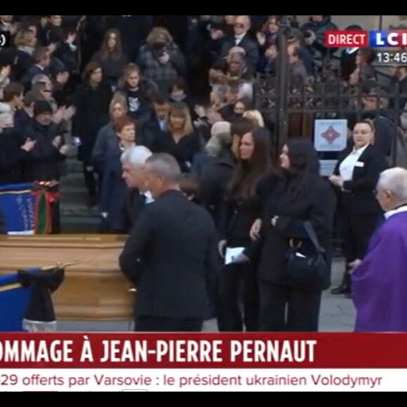 Emotion à la sortie des obsèques de Jean-Pierre Pernaut, le 9 mars 2022
