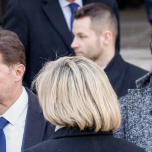 Carla Bruni, Rachida Dati, Brigitte Macron, Bernard Montiel - Sorties des obsèques de Jean-Pierre Pernaut en la Basilique Sainte-Clotilde à Paris le 9 mars 2022. © Cyril Moreau/Bestimage 