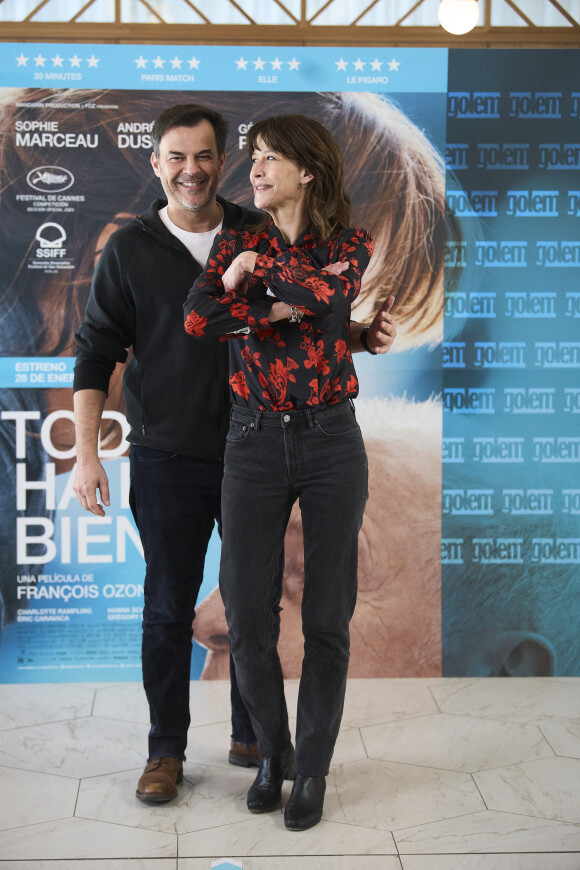 François Ozon et Sophie Marceau au photocall du film "Tout s'est bien passé" à l'hôtel "Barcelo Torre" à Madrid, le 27 janvier 2022. © Jack Abuin/Zuma Press/Bestimage