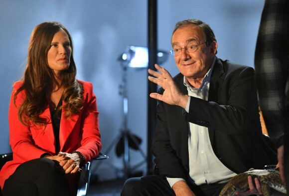 Jean-Pierre Pernaut et sa femme Nathalie Marquay lors de l'enregistrement de l'émission "Animaux Stars" le 23 novembre 2021.© Veeren/Bestimage