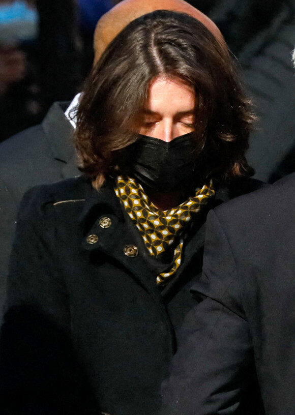 Julia Pernaut ( fille aînée de Jean-Pierre Pernaut) - Obsèques de Jean-Pierre Pernaut en la Basilique Sainte-Clotilde à Paris le 9 mars 2022. © Christophe Clovis / Bestimage