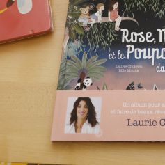 Exclusif - Séance de dédicace du premier album jeunesse de Laurie Cholewa, "Rose, Niels, et le Poupounou dans la jungle" à la boutique Bonton Grenelle, Paris. Le 9 mars 2022. © Marc Ausset-Lacroix/Bestimage