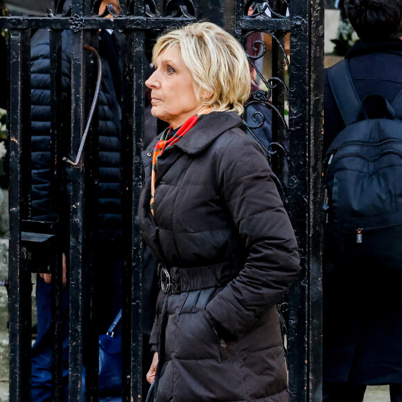 Evelyne Dhéliat - Sorties des obsèques de Jean-Pierre Pernaut en la Basilique Sainte-Clotilde à Paris, France, le 9 mars 2022. © Cyril Moreau/Bestimage