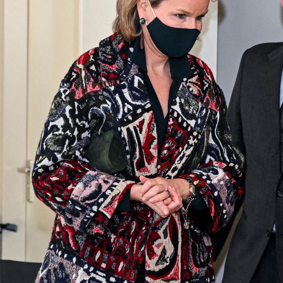 Le roi Philippe de Belgique et la reine Mathilde visitent le centre d'accueil d'urgence mis en place par la FEDASIL pour les réfugiés ukrainiens qui n'ont pas de logement en Belgique le 9 mars 2022. © Frederic Andrieu / Bestimage