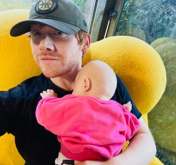 Rupert Grint et sa fille Wednesday sur Instagram.