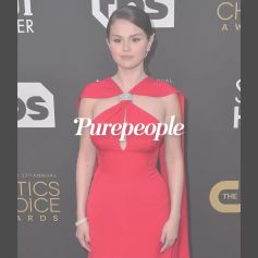 Selena Gomez en robe incendiaire, Mandy Moore en giga décolleté aux Critics Choice Awards