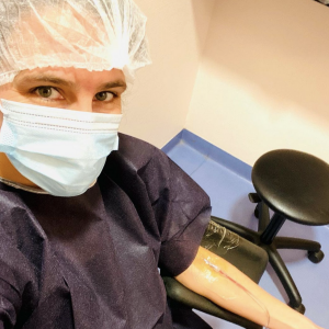 Clémence Castel annonce être atteinte d'une tumeur bénigne - Instagram